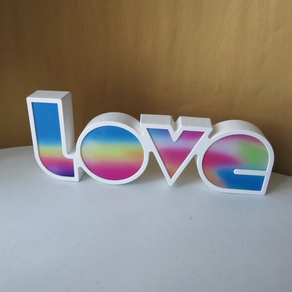 LED Neon Light LOVE InnoVibe Desk Sign White Multicolor Battery Operated - Picture 2 of 13